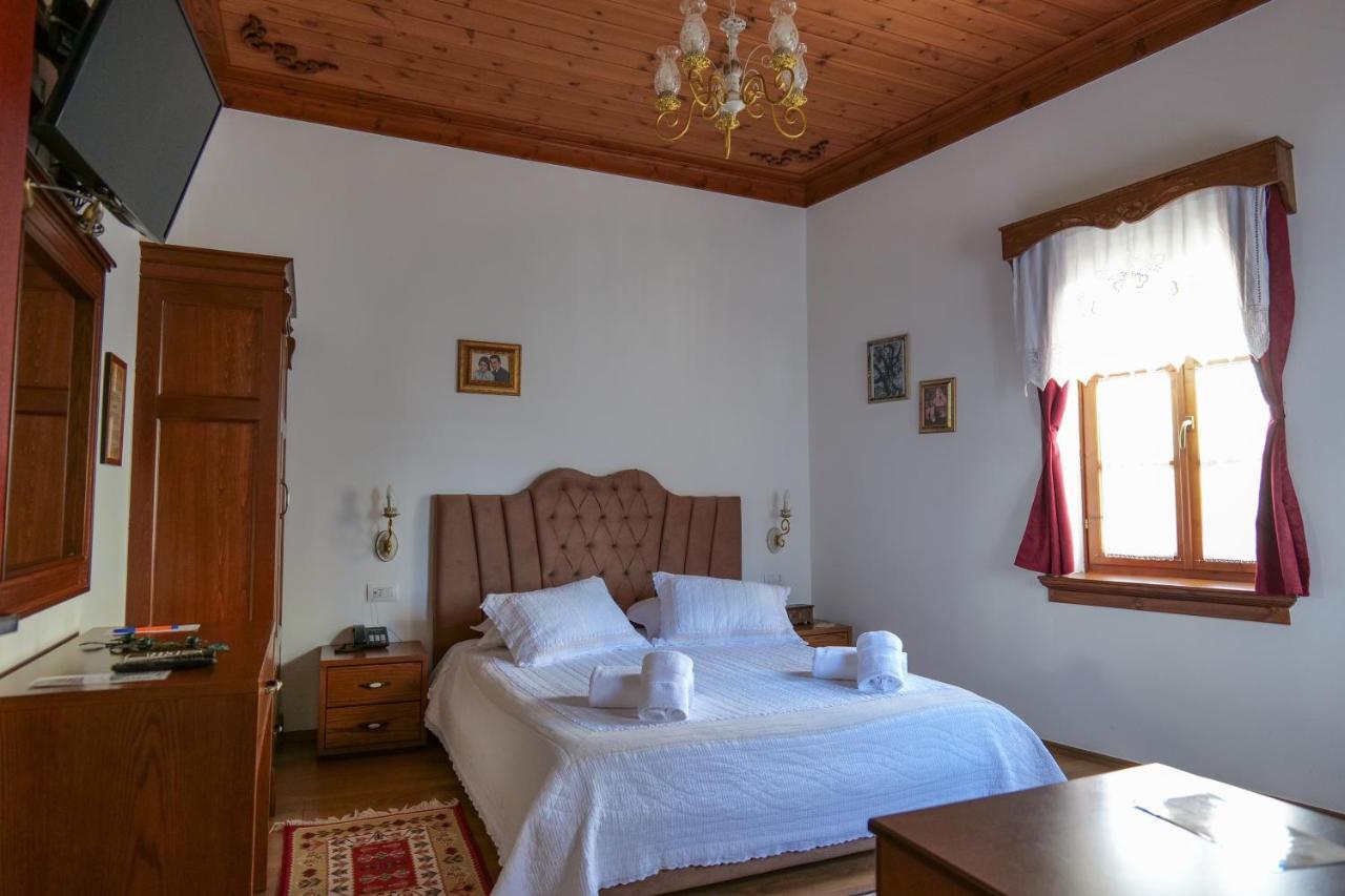 Hotel Bineri Gjirokastër Eksteriør billede