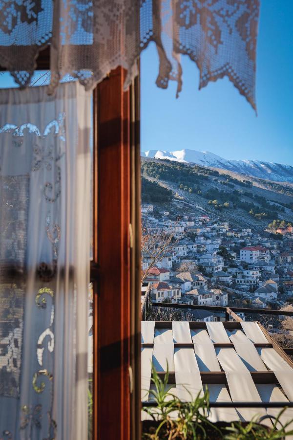 Hotel Bineri Gjirokastër Eksteriør billede