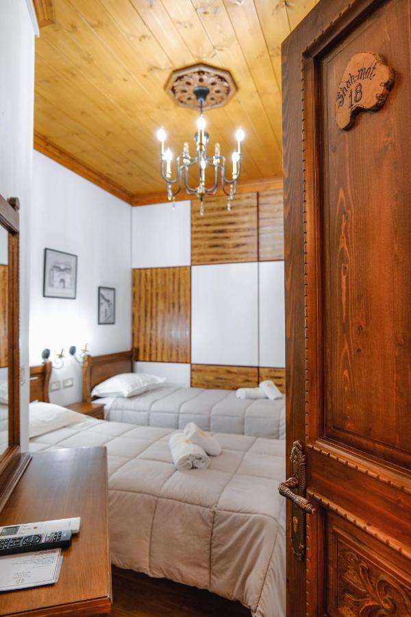 Hotel Bineri Gjirokastër Eksteriør billede