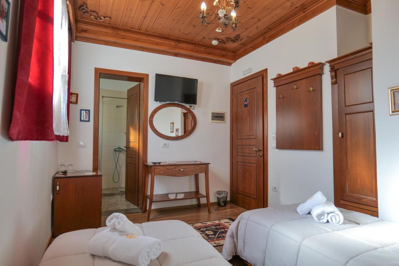 Hotel Bineri Gjirokastër Eksteriør billede