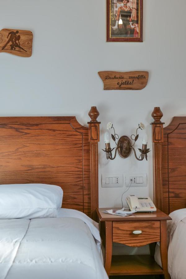 Hotel Bineri Gjirokastër Eksteriør billede