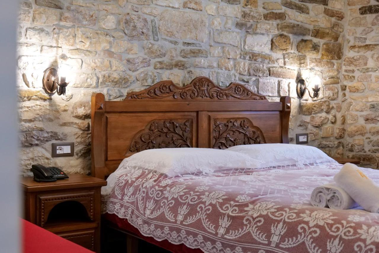 Hotel Bineri Gjirokastër Eksteriør billede