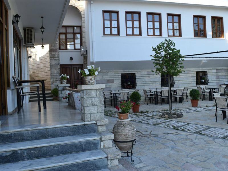 Hotel Bineri Gjirokastër Eksteriør billede
